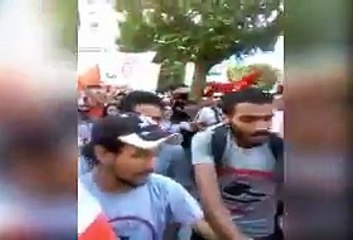 معارضوا قانون المصالحة :"آه يا الباجي آه يا الباجي و القانون ما يتعداشي"