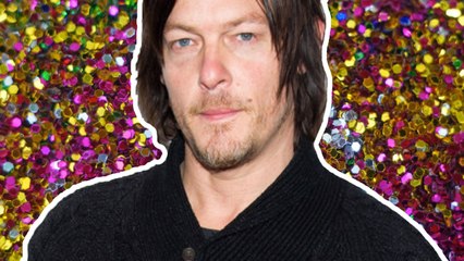 HILARIOUS Walking Dead Cast GLITTER PRANK