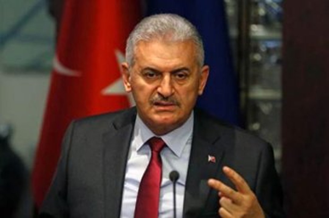 Başbakan Yıldırım: Boğaziçi Köprüsü'nün Adı "15 Temmuz Şehitler Köprüsü" Olacak