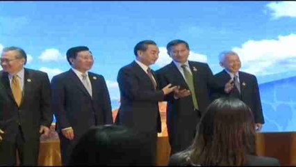 Pekín y ASEAN buscarán una solución "amistosa" a sus disputas en el mar de China