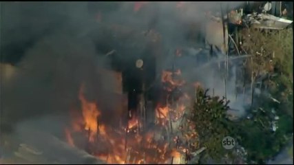 SP: Menino surdo não consegue escapar de incêndio em favela e morre carbonizado