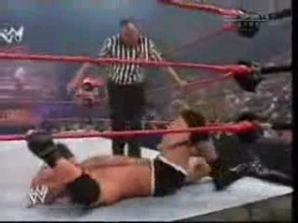 Goldberg vs HHH Part 4/5 (Unforgiven PPV)