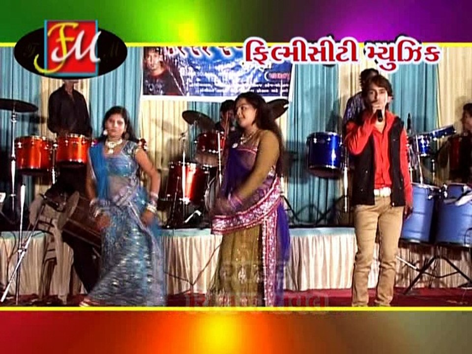 Ambe Maa No Sona No Dhol Vage | Part 2 | Gujarati Garba Song 2016 | Annu Vaniya, Chirag Raval