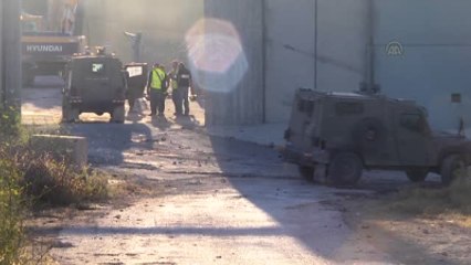 İsrail, Filistinlilere Ait 11 Binayı Yıktı