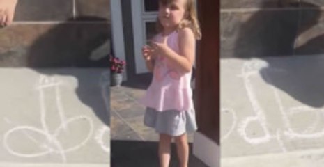 This Little Girl Draws A Family Of "Giraffes" At The Entrance Of A House