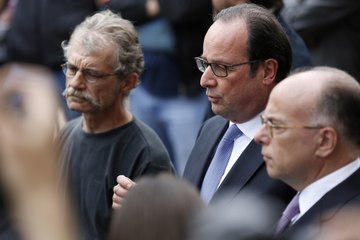 Une prise d'otage par «deux terroristes se réclamant de Daech» selon Hollande