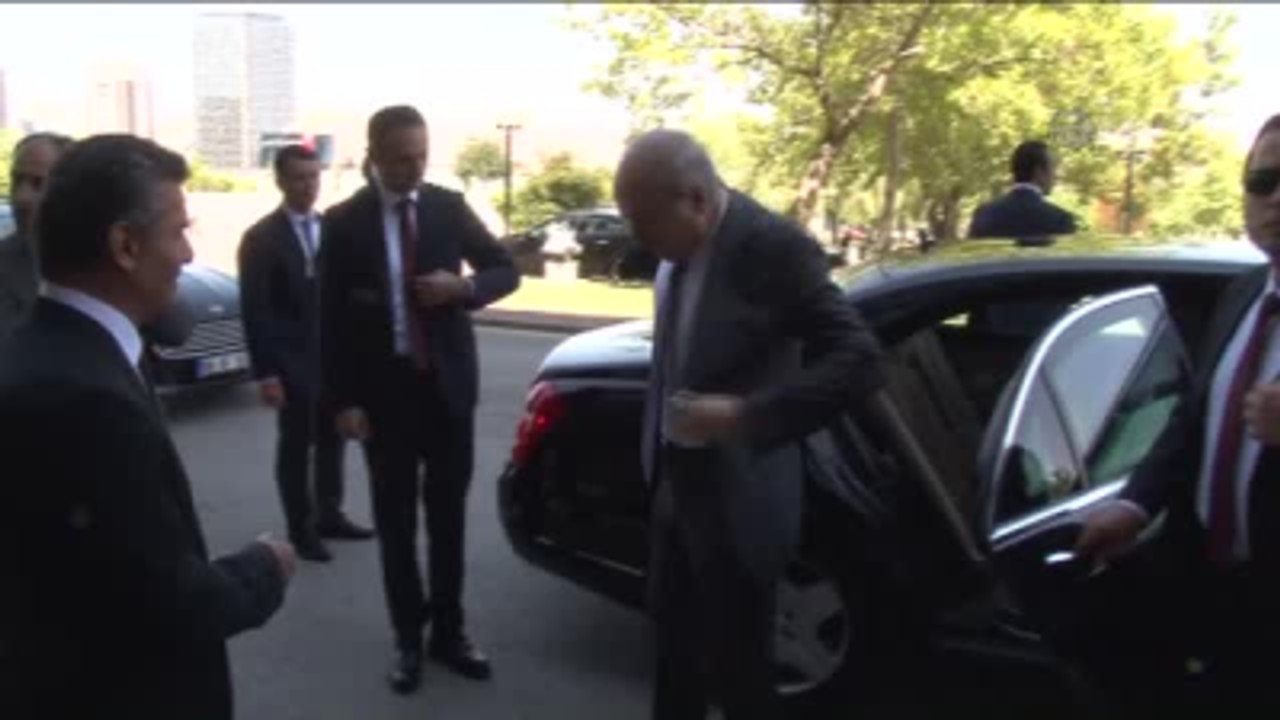 Başbakan Yardımcısı Kurtulmuş ve Bakan Kaya, TRT Yöneticileriyle Bir Araya Geldi (2)