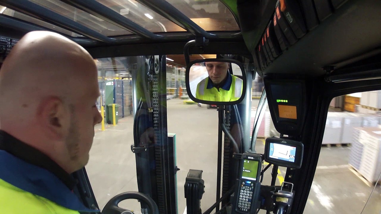 Testsieger beim Kunden- Linde-Elektrostapler mit Safety Pilot