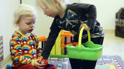 Profesora de una guardería en Suecia   Tenemos 15 niños para tres profesoras  - Salvados
