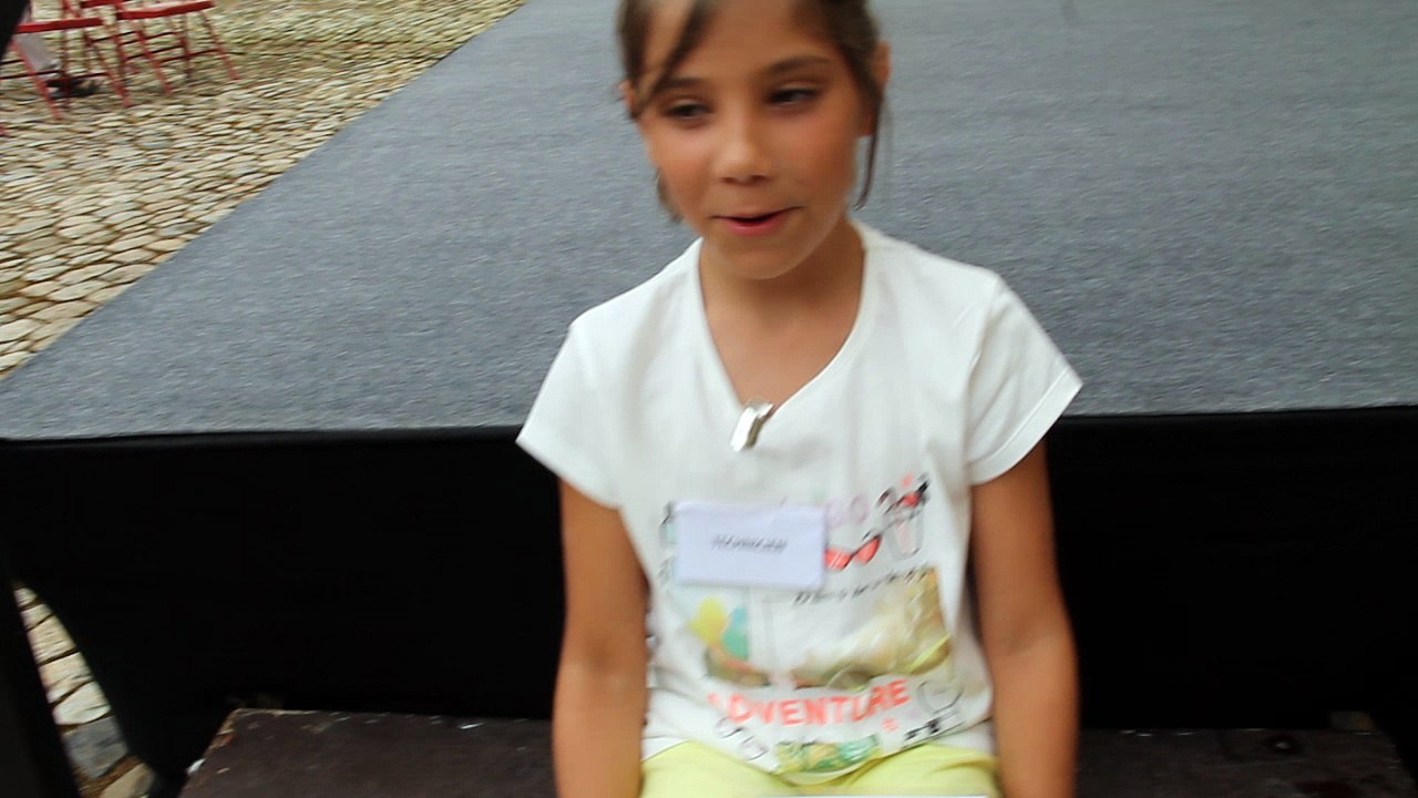 Interview lors de la visite guidée du château d'Espeyran par les enfants de Saint Gîlles ( 2 ) - 22 juillet