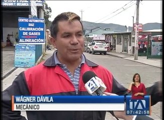 Mecánicos de La Pulida se quejan por la presencia de informales