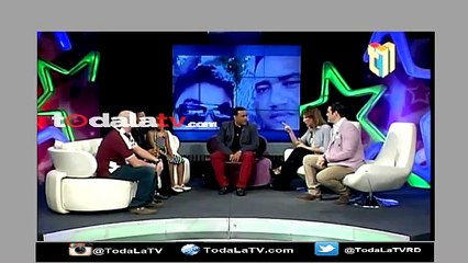 Miguel Cespedes muestra a su familia en Chevere Nights-Video