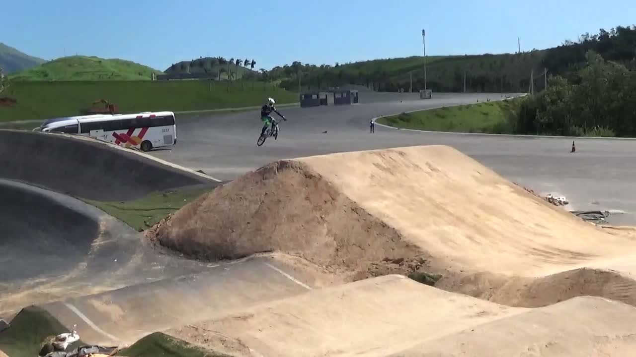 BMX - JO : Découvrez le parcours de BMX à Rio !