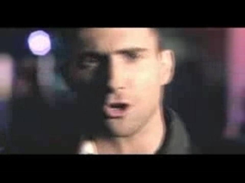 Maroon & Mims (+paroles) Make Me Wonder