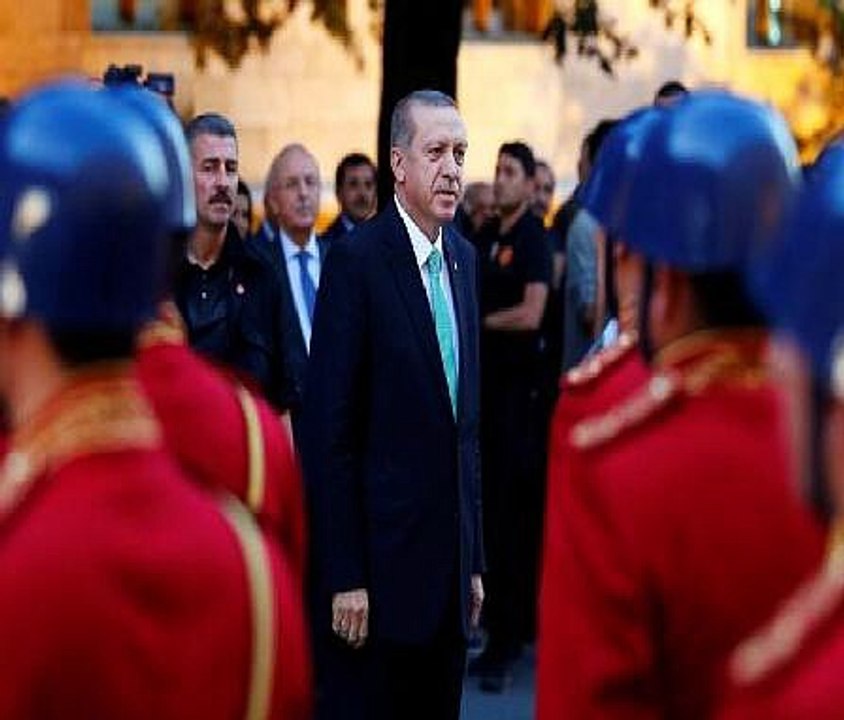 Turkey Detains Journalists