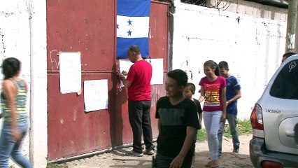 Se toman escuela rechazando a directora