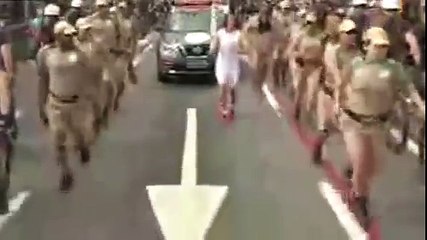 Este hombre en Brasil trató de robarse la antorcha olímpica