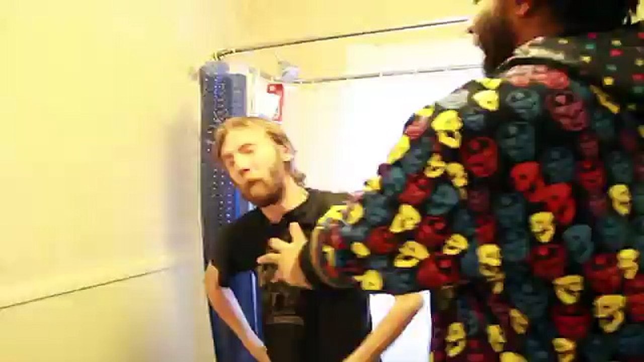 Smack Cam - 7 Ft Tall Guy Smacks Guy on The Toilet