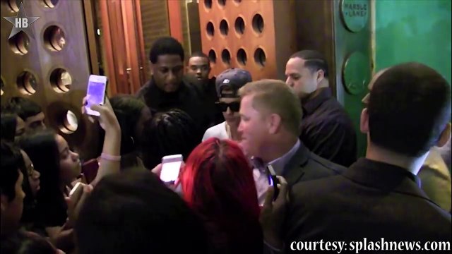 Justin Bieber Goes Completely Unrecognized While Playing Pokemon GO In NYC