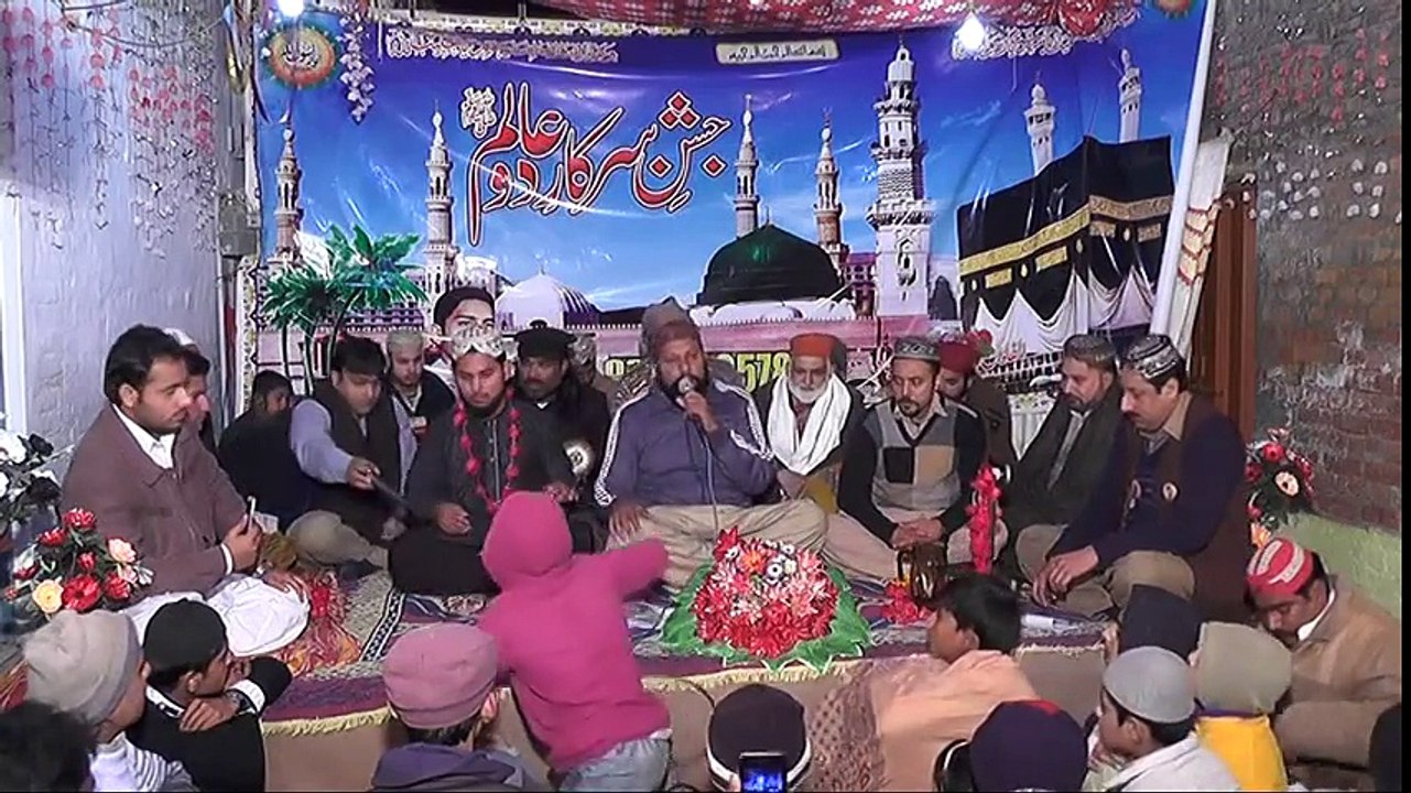 Qari Ghulam Hassan Basri New Nats 2015 in Renala Mehfil