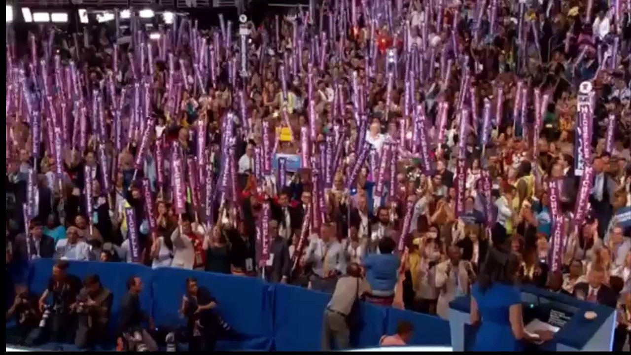 Michelle Obama praises Hillary Clinton at the DNC 2016