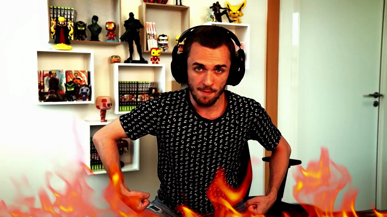 LE CHEVEU DANS LE MUR