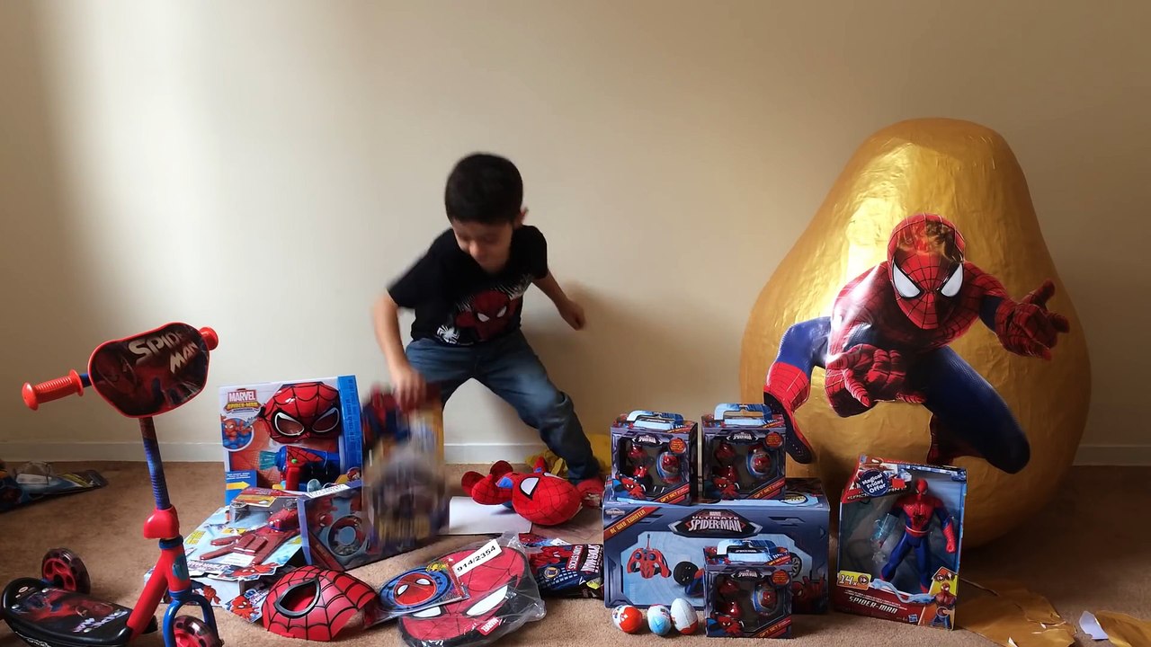 Super Giant Golden Surprise Egg - Spiderman Egg Toys Opening + 3 Kinder Surprise Eggs Unboxing