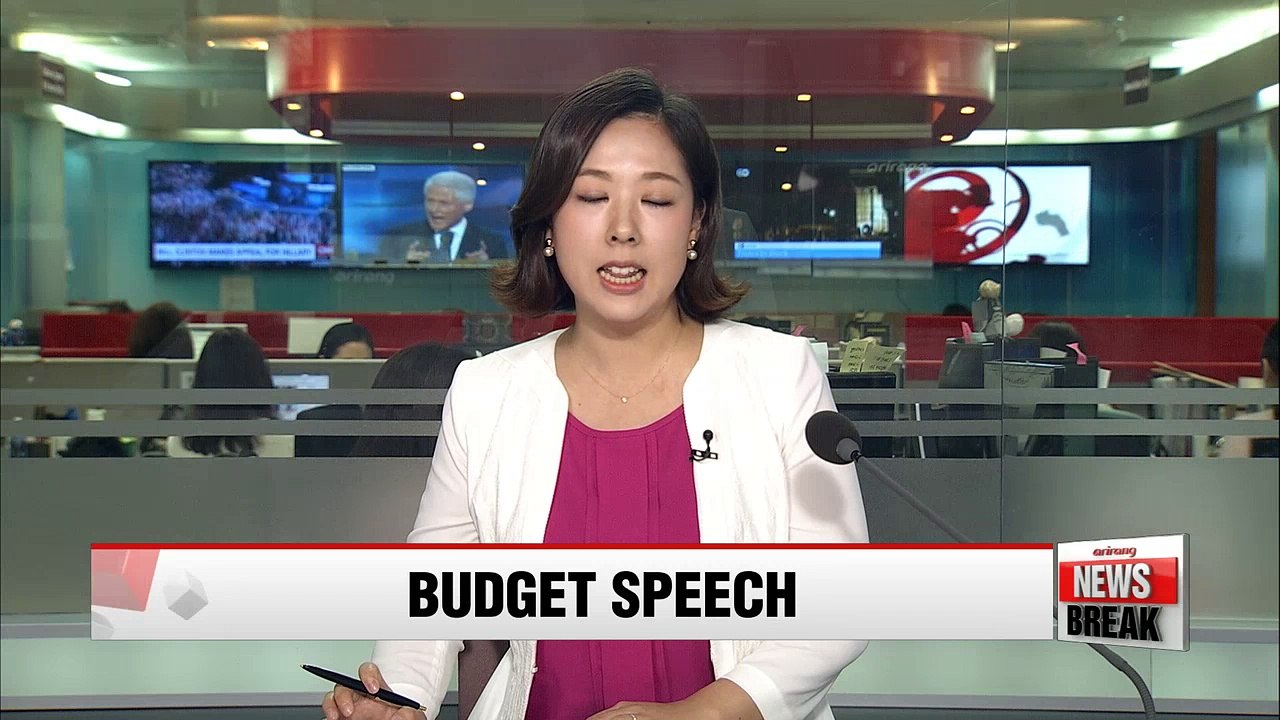 Prime minister explains gov't budget proposal in parliamentary address