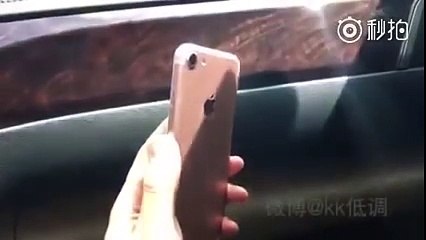 'iPhone 7' vs Apple's rose gold iPhone 6s-Trendviralvideos