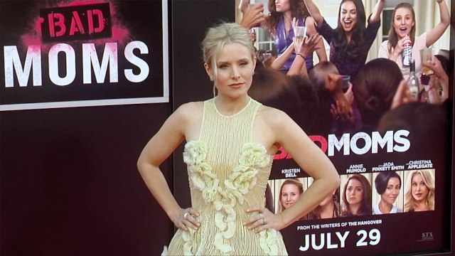 Kristen Bell Bad Moms Los Angeles Premiere Pink Carpet