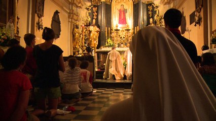 Veillée à Cracovie en mémoire du prêtre tué en France