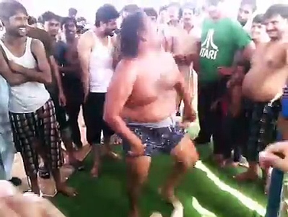 Funy video Malik mobil