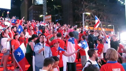 New York : Des chiliens en forme sur TIME SQUARE