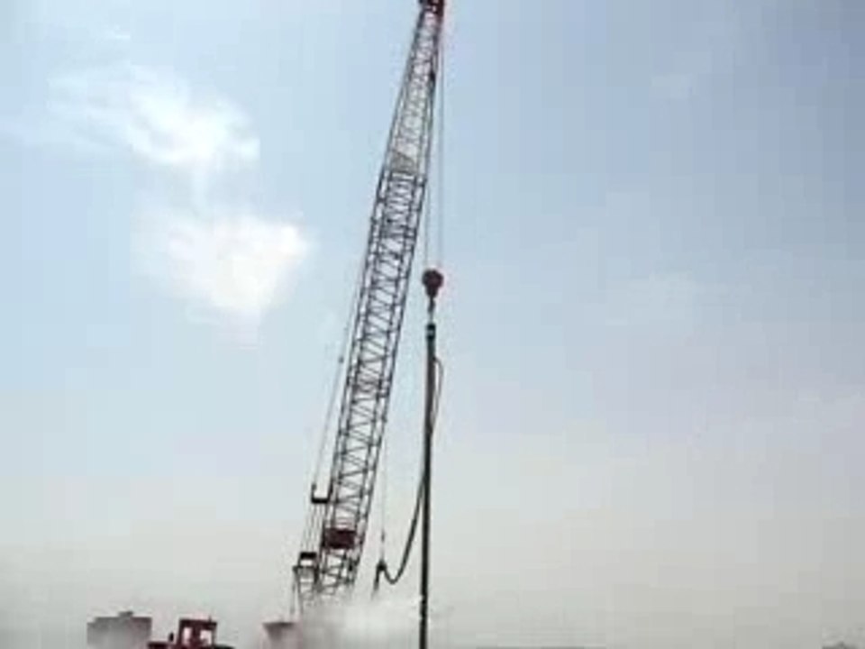 Vibrocompaction sur the Palm