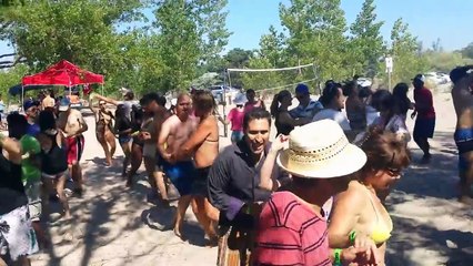 Salsa 1 (2016) WASAGA Beach Party