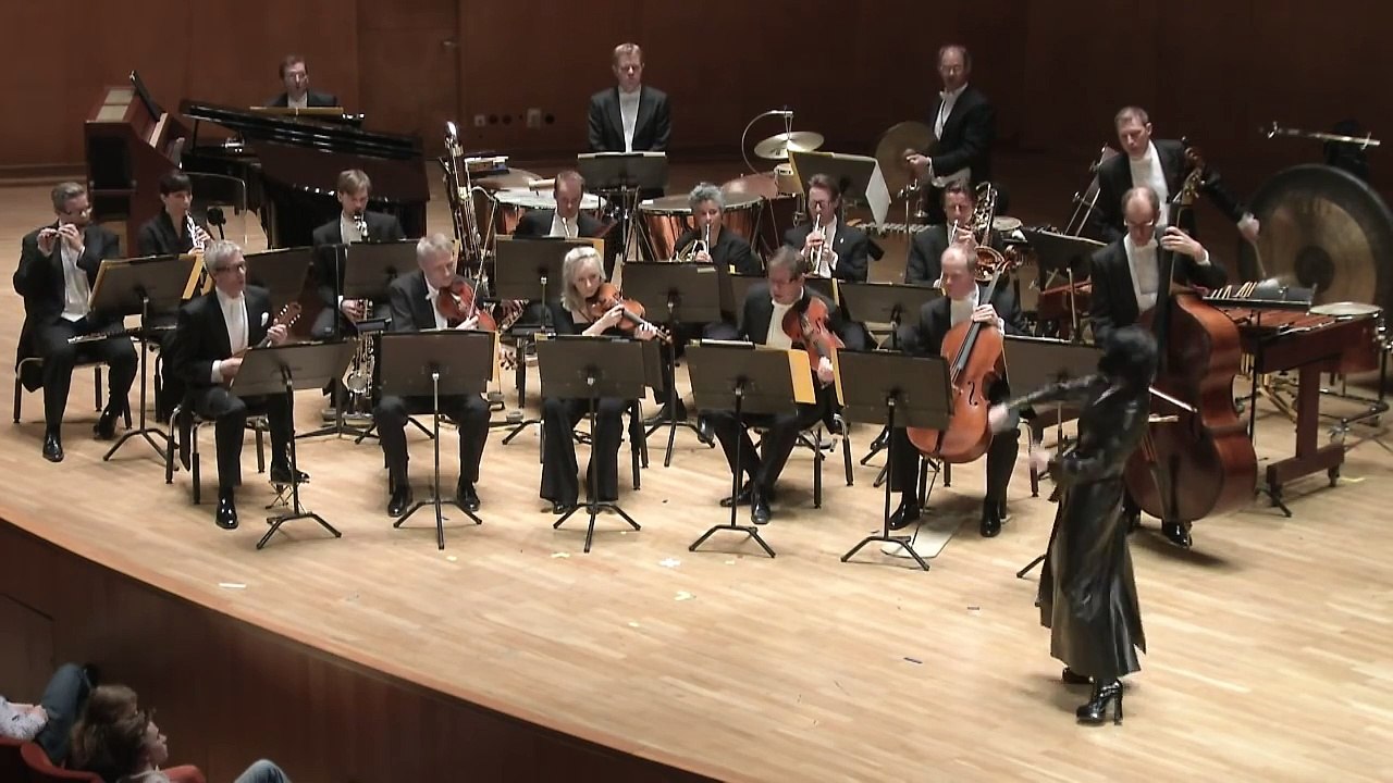 Barbara Hannigan - György Ligeti (Mysteries of the Macabre)