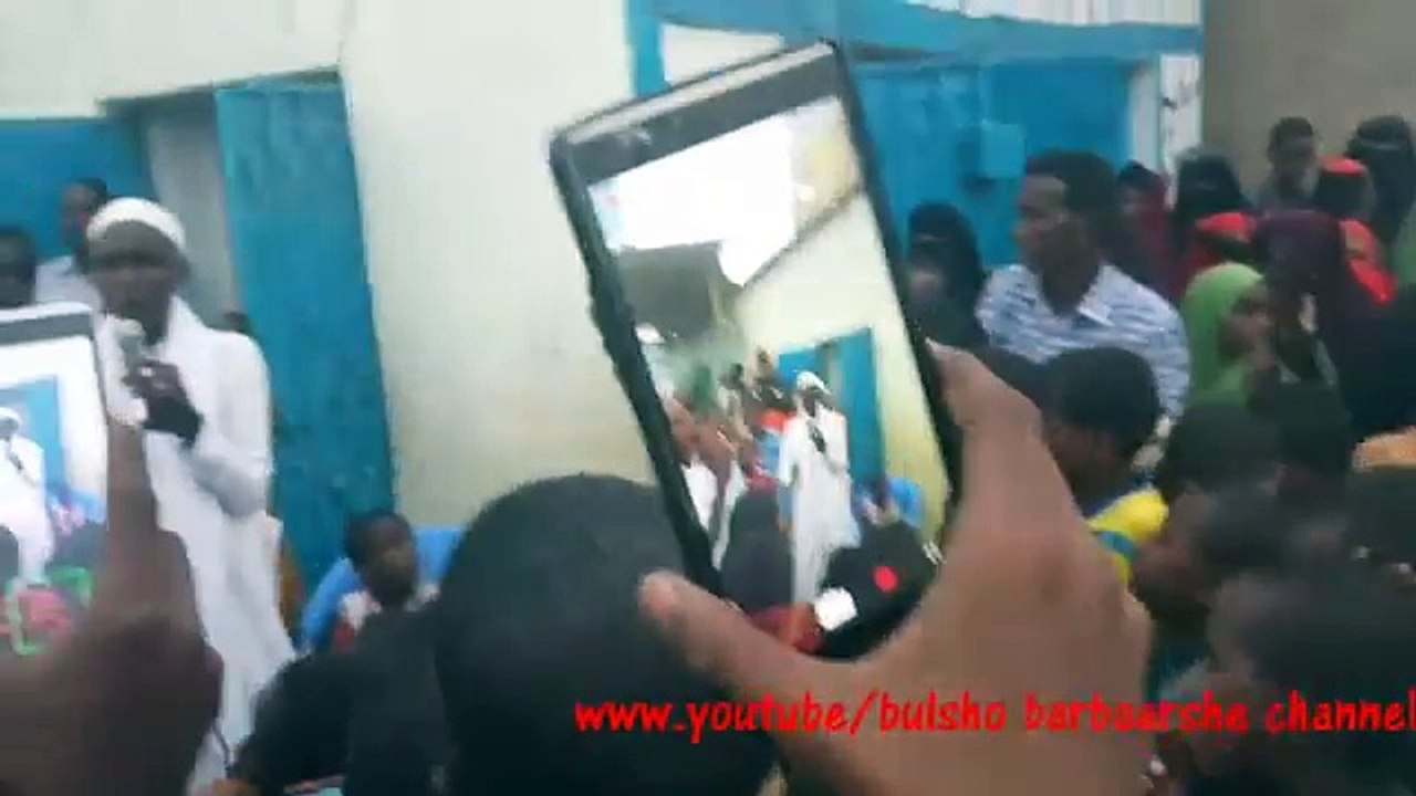 Shiikh kadhex ooyay fagaarihii lagu soodhawaynayay kooxdii Puntland ee qaaday kaabka Somalia