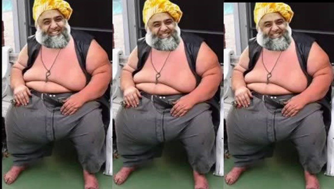 Maulana Fazal ur Rahman ANTI TANK DEVICE hay ager fauj aai to yeh Tank kay Aagay laitay ga- Sheikh Rasheed