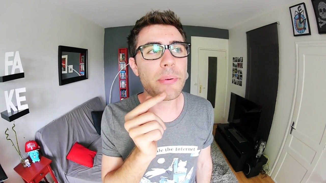 Cyprien - Les vieux et la technologie