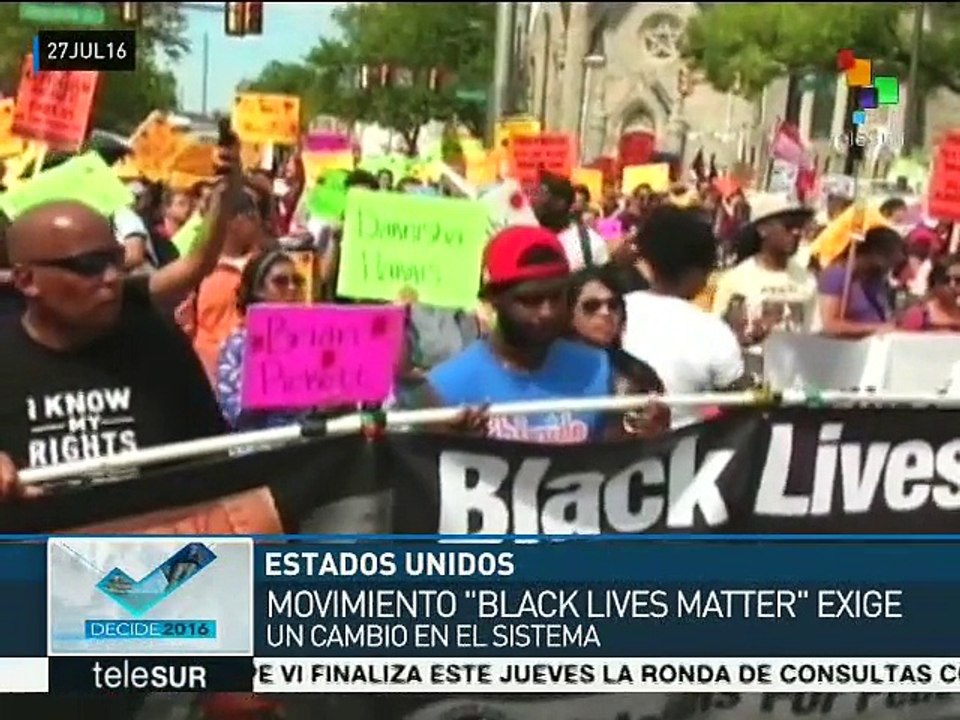 EEUU: Convención Demócrata se realiza en medio de protestas sociales