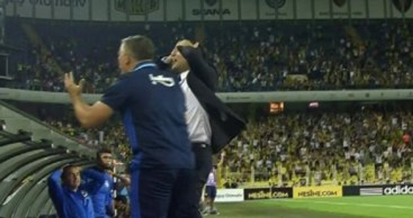 Emmanuel Emenike, Monaco Maçında Kaçırdığı Pozisyonlarla Saç Baş Yoldurdu