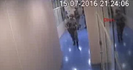 Darbe girişimi gecesinde AKOM binasında yaşananlar kamerada