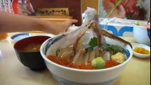 Существует японское блюдо, в котором мёртвый осьминог «танцует» на тарелке. Это нечто невероятное смотрите!