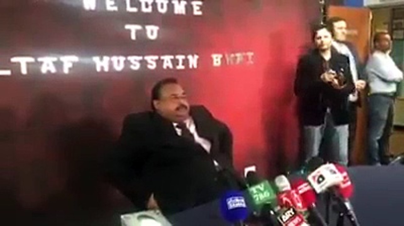 Altaf Hussain blasting Speech Against Rangers