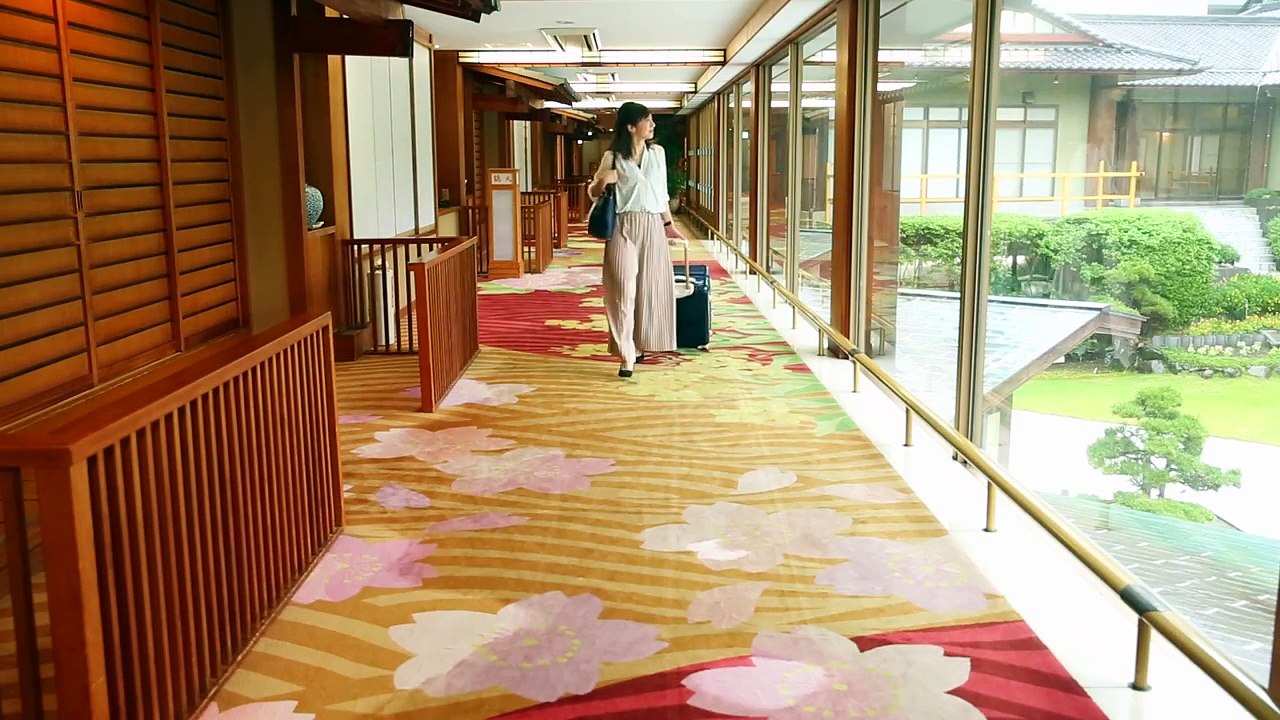 楽天トラベルpresents『三ツ星の作法』 【#1】和室での荷物の置き方