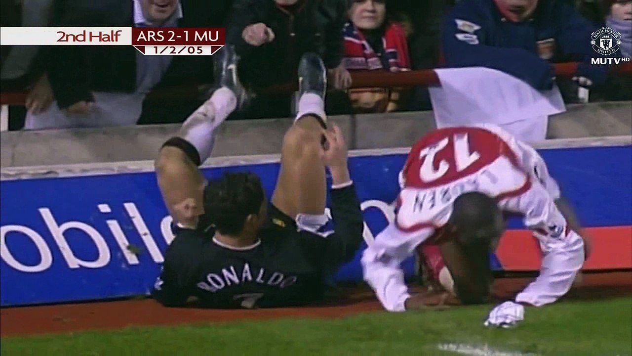 Cristiano Ronaldo Vs Arsenal Away 04-05 HD 720p By zBorges