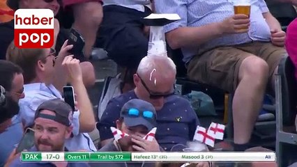 Kriket maçında uyuyan seyirciyi böyle trollediler #uyuyan #seyirci