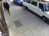 Muslim woman wearing hijab in London te hamla