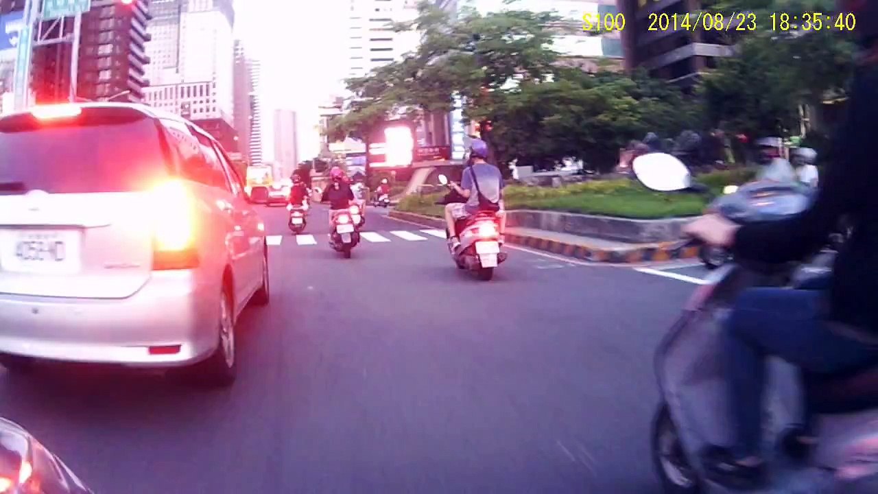 2014 8 23台中中港路車禍