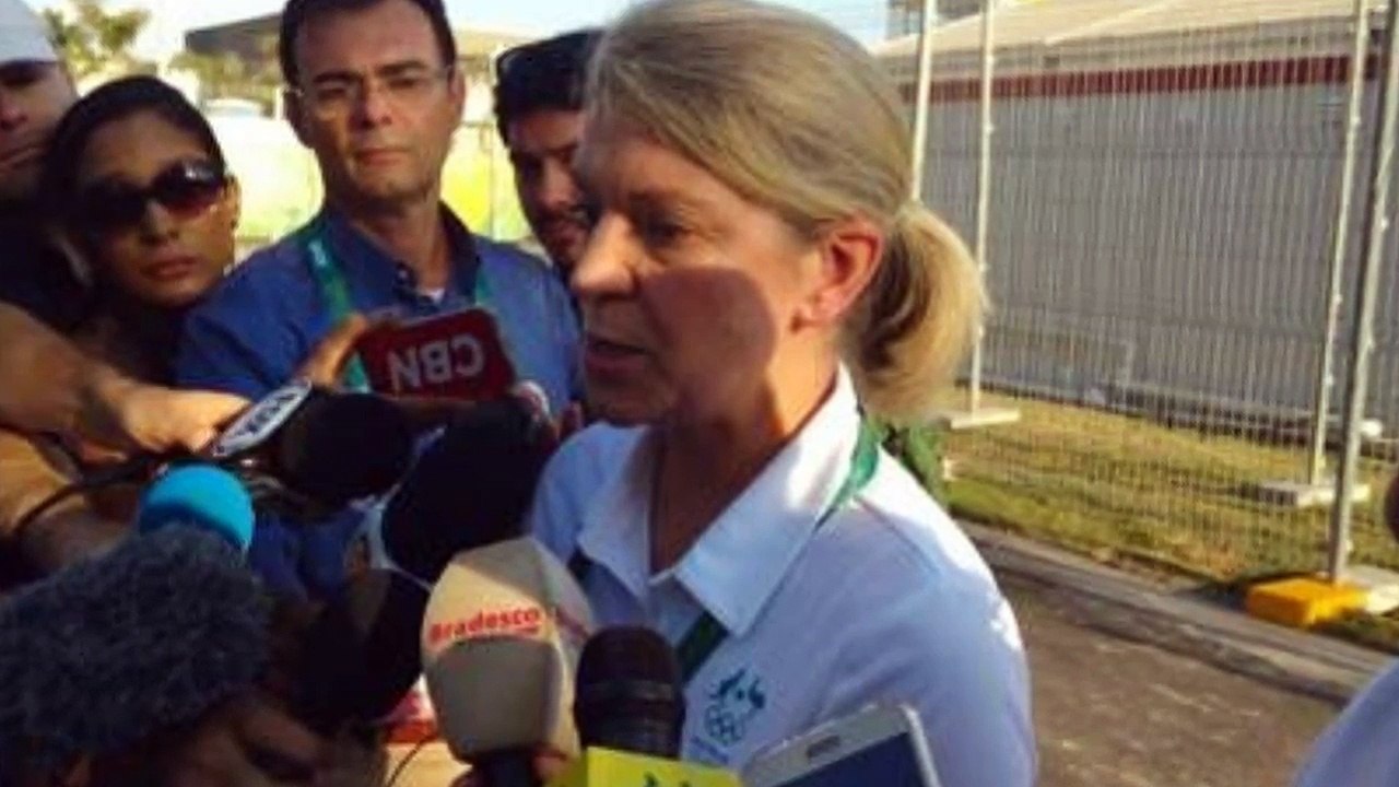 Delegação australiana reclama da Vila Olímpica e prefeito do RJ manda trazer o canguru